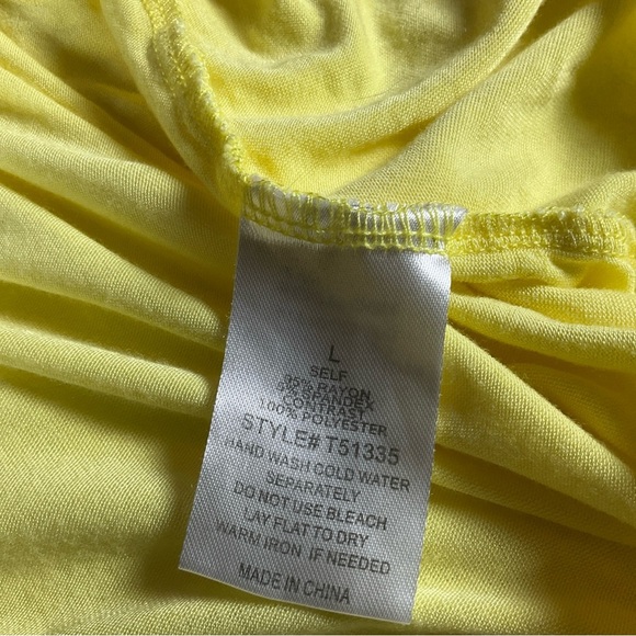 Blue B Collection Women’s Size L Top Yellow Eyelet Lace Flowy Boho Padded - Picture 4 of 10